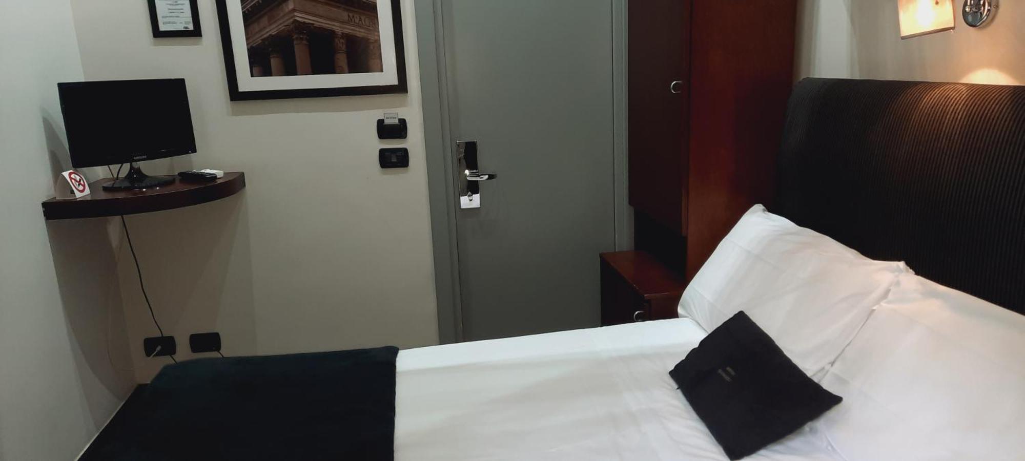 Hotel Giuggioli Roma Ngoại thất bức ảnh