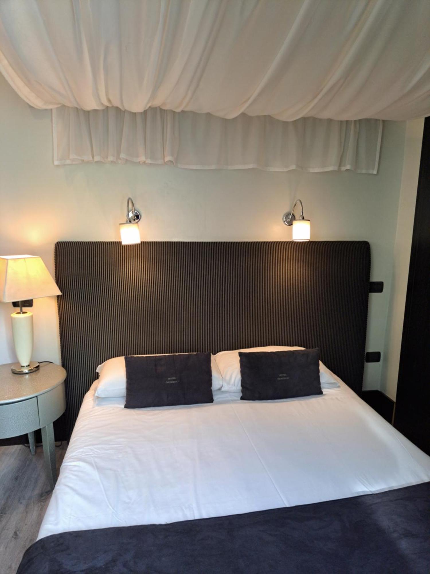 Hotel Giuggioli Roma Ngoại thất bức ảnh